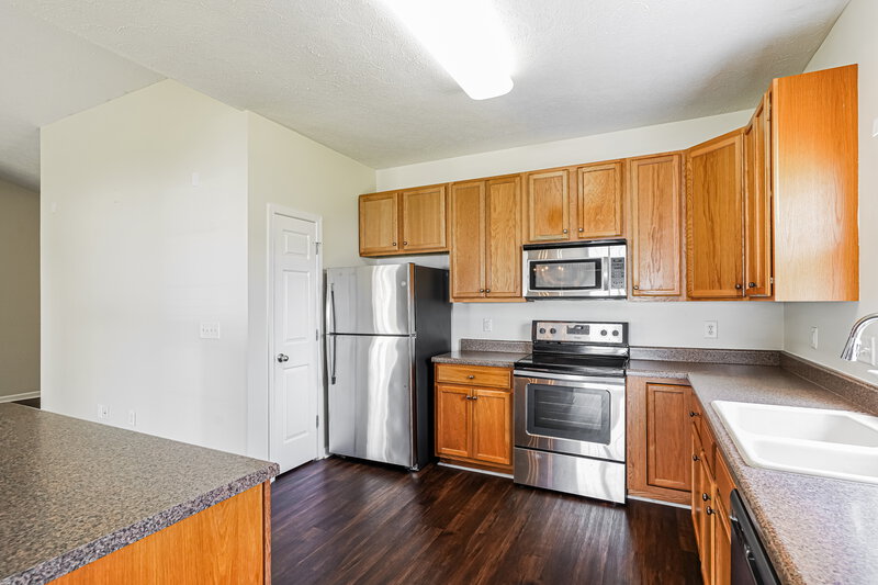 2,030/Mo, 130 Megan St Spring Hill, TN 37174 Kitchen View 2