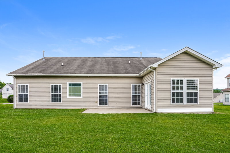 2,030/Mo, 130 Megan St Spring Hill, TN 37174 Rear View