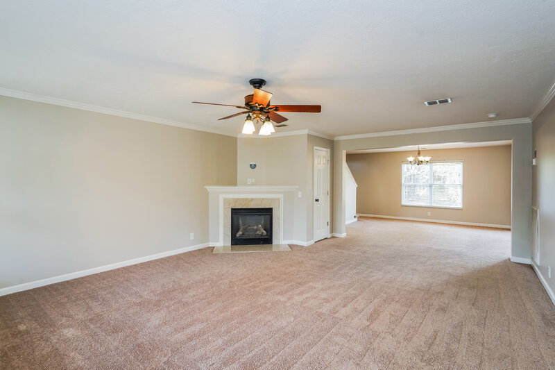 2,350/Mo, 3137 Hidden Creek Dr Antioch, TN 37013 Living Room View