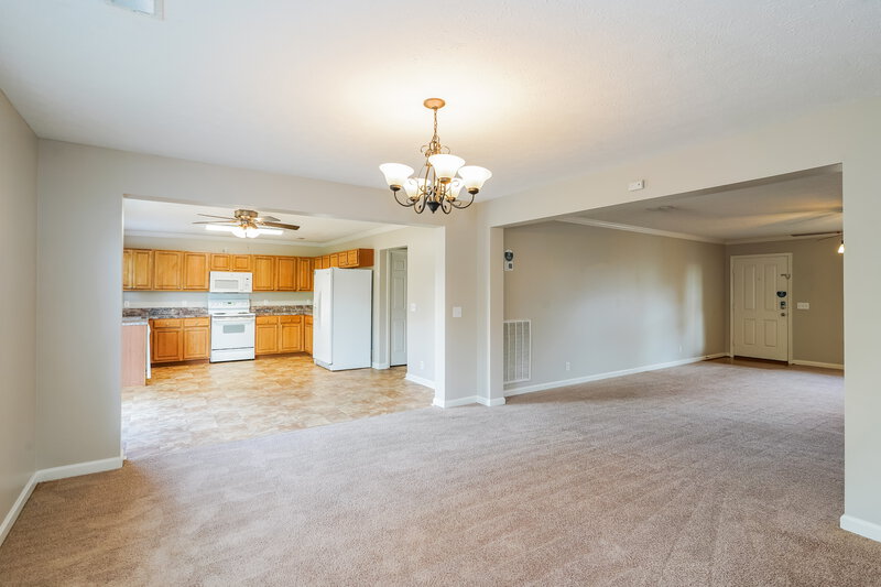 2,350/Mo, 3137 Hidden Creek Dr Antioch, TN 37013 Dining Room View