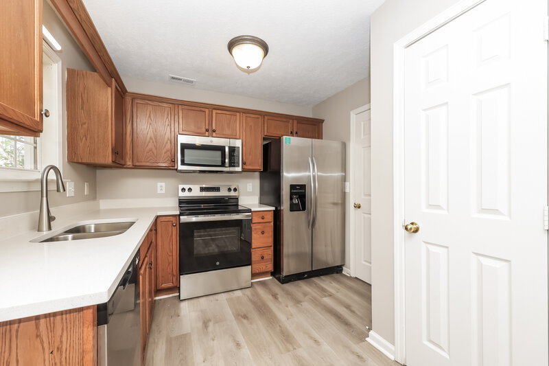 2,049/Mo, 913 Buckhaven Dr Smyrna, TN 37167 Kitchen View