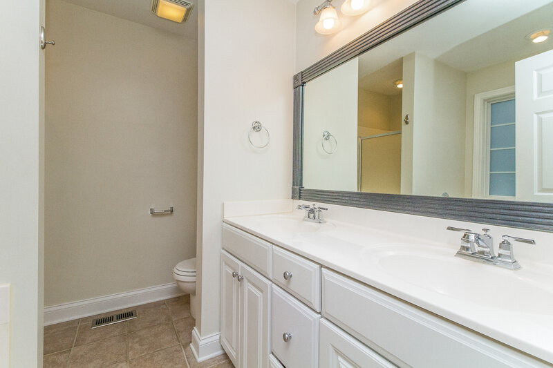 2,545/Mo, 2062 Prescott Way Spring Hill, TN 37174 Bathroom View