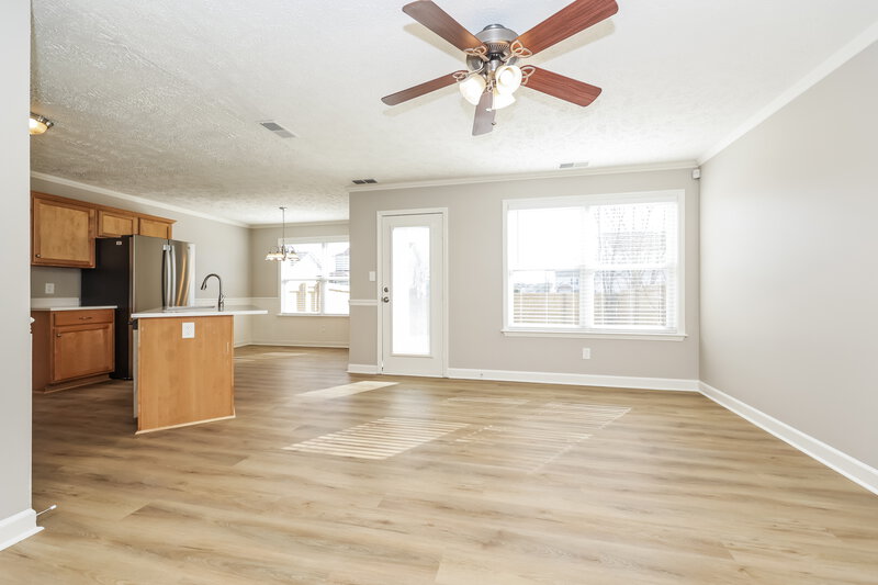 2,075/Mo, 1613 Beaconcrest Cir Murfreesboro, TN 37128 Living Room View