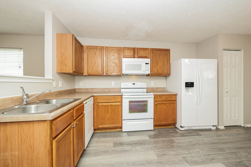 1,985/Mo, 2691 Sutherland Dr Thompsons Station, TN 37179 Kitchen View 2
