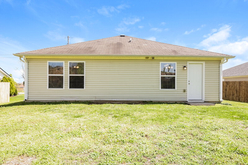 1,985/Mo, 2691 Sutherland Dr Thompsons Station, TN 37179 Rear View