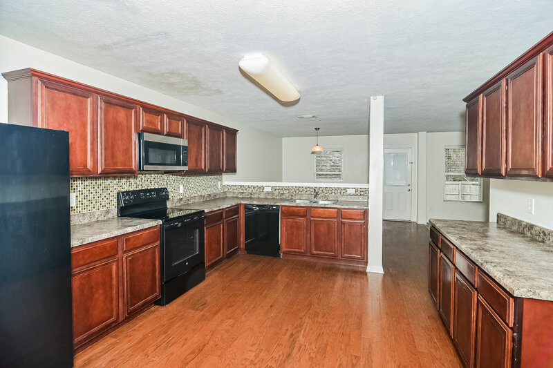 2,545/Mo, 2716 Miranda Dr Murfreesboro, TN 37128 Kitchen View