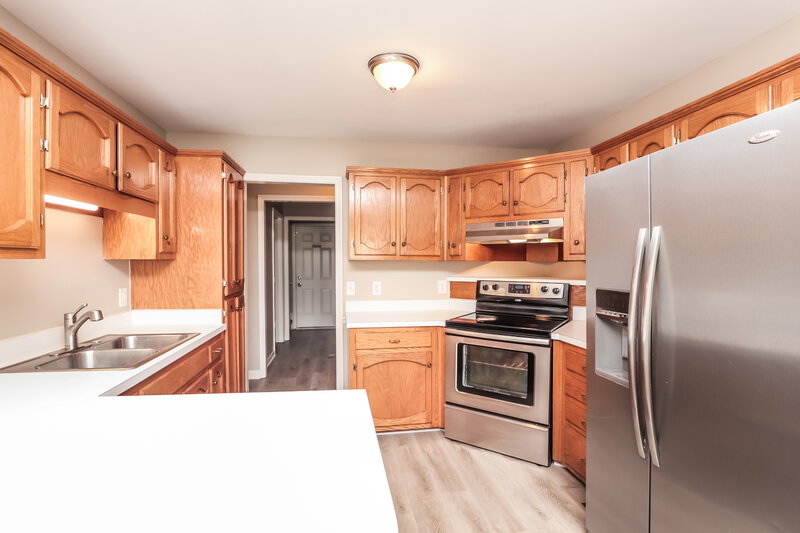 2,505/Mo, 201 Jewell Ave Smyrna, TN 37167 Kitchen View