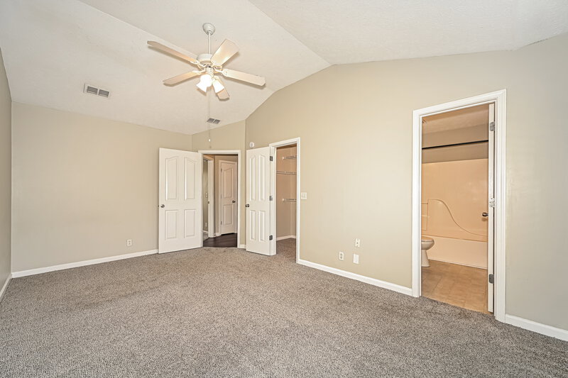 2,005/Mo, 3119 Swilly Ct Murfreesboro, TN 37128 Main Bedroom View 2