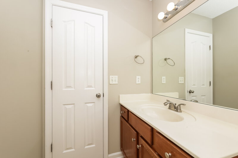 2,065/Mo, 3119 Swilly Ct Murfreesboro, TN 37128 Bathroom View 3