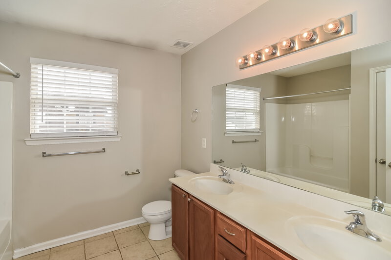 2,190/Mo, 3506 Perlino Dr Murfreesboro, TN 37128 Bathroom View