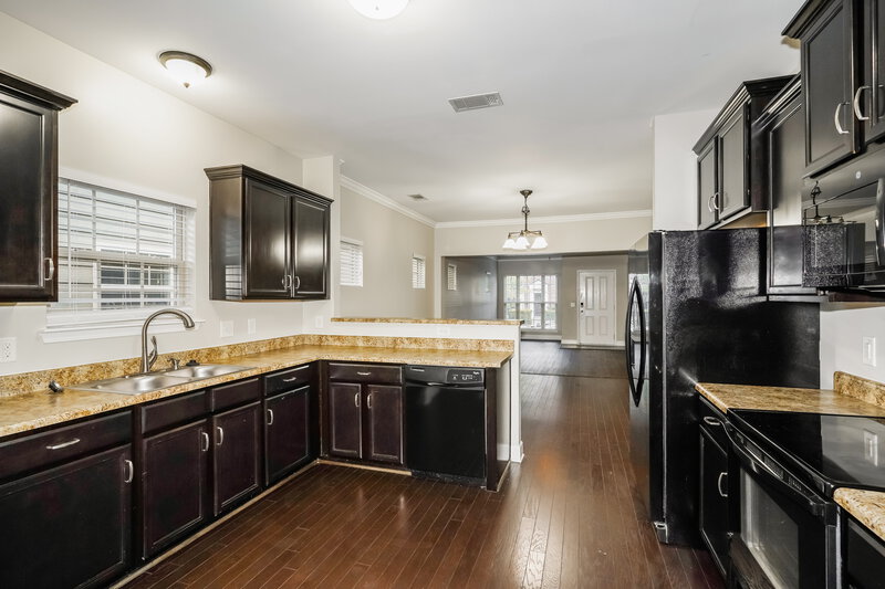 2,760/Mo, 2004 Avery Park Dr Smyrna, TN 37167 Kitchen View