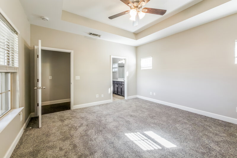 2,100/Mo, 2004 Avery Park Dr Smyrna, TN 37167 Main Bedroom View 2