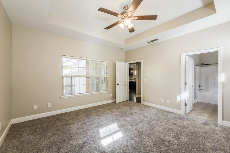 2,100/Mo, 2004 Avery Park Dr Smyrna, TN 37167 Main Bedroom View 3