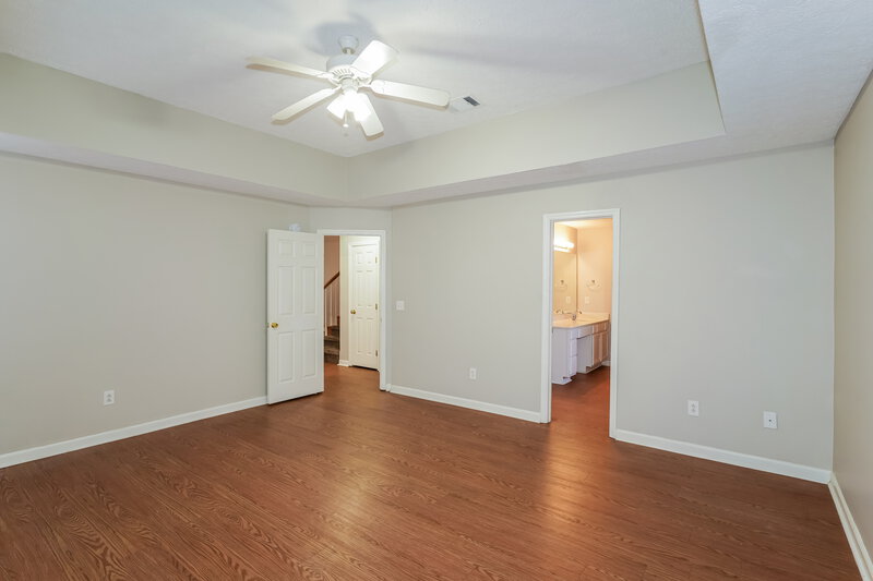 2,190/Mo, 6836 Hickory Rim Ct Antioch, TN 37013 Main Bedroom View 2