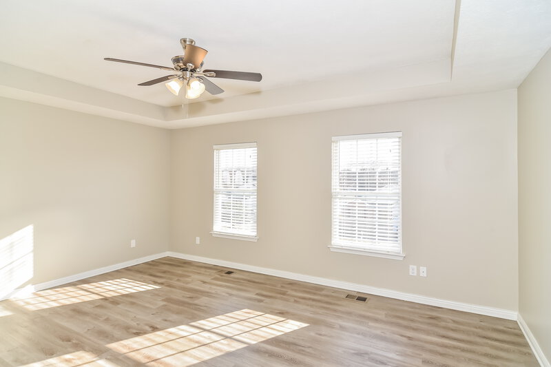 1,880/Mo, 612 Mable Dr La Vergne, TN 37086 Main Bedroom View