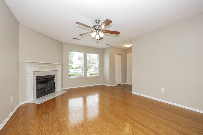 2,035/Mo, 1525 Danville Cir Thompsons Station, TN 37179 Living Room View 2