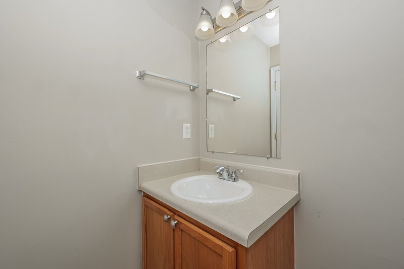 2,035/Mo, 1525 Danville Cir Thompsons Station, TN 37179 Bathroom View 2