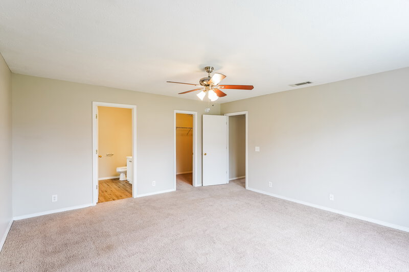 2,150/Mo, 805 Hammersmith Dr Smyrna, TN 37167 Main Bedroom View 2