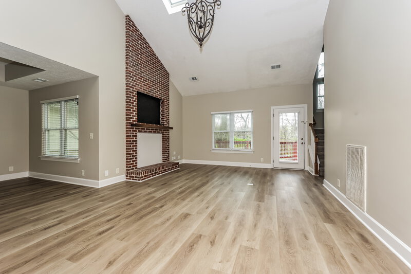 3,080/Mo, 4956 Alexis Dr Antioch, TN 37013 Living Room View