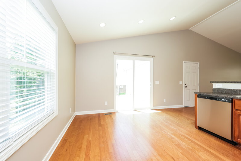 2,065/Mo, 6026 Chickadee Cir Spring Hill, TN 37174 Dining Room View