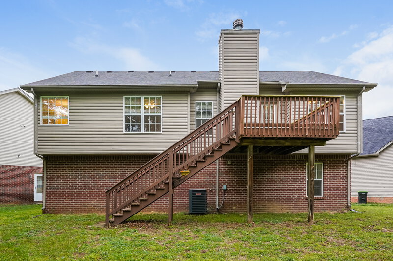2,635/Mo, 3613 Shorewind Bay Antioch, TN 37013 Rear View