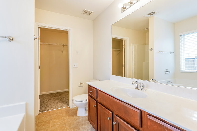 2,290/Mo, 2151 Erin Ln Mt Juliet, TN 37122 Main Bathroom View
