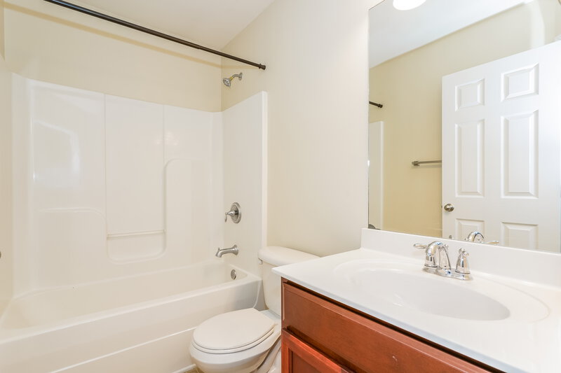 2,290/Mo, 2151 Erin Ln Mt Juliet, TN 37122 Bathroom View