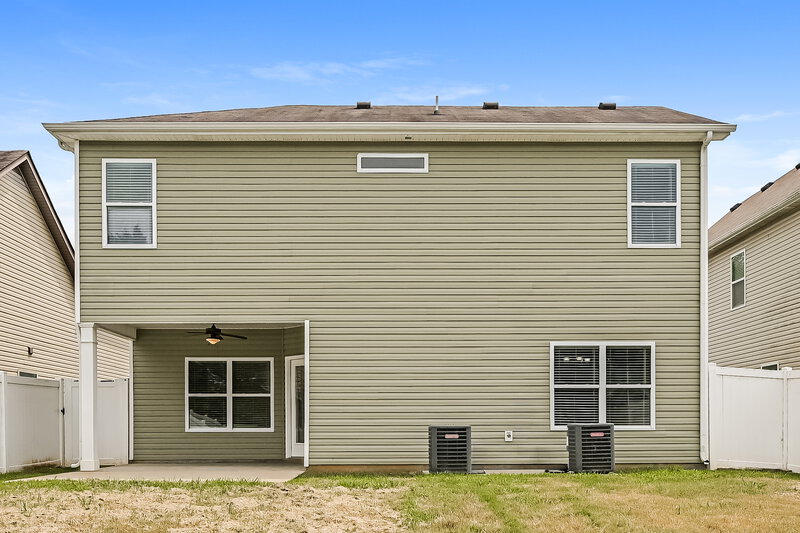 2,350/Mo, 3524 Oval Hesson Ln Murfreesboro, TN 37128 Rear View