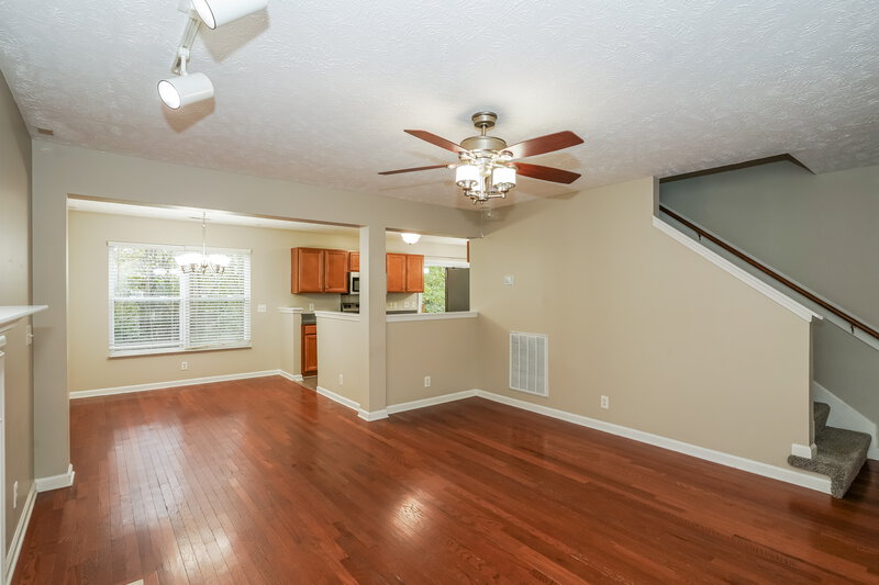 2,065/Mo, 1031 Bradford Park Rd Mt Juliet, TN 37122 Living Room View 2