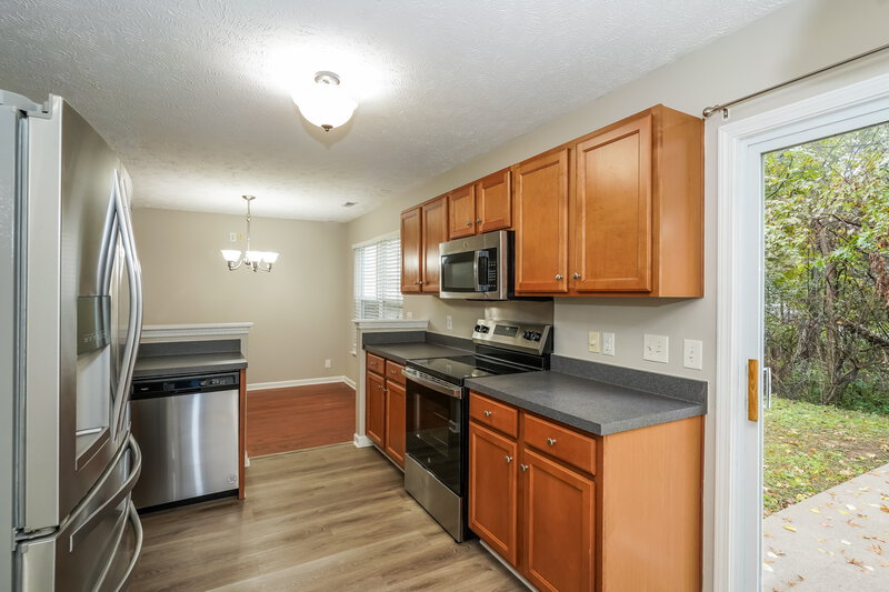 2,065/Mo, 1031 Bradford Park Rd Mt Juliet, TN 37122 Kitchen View 2