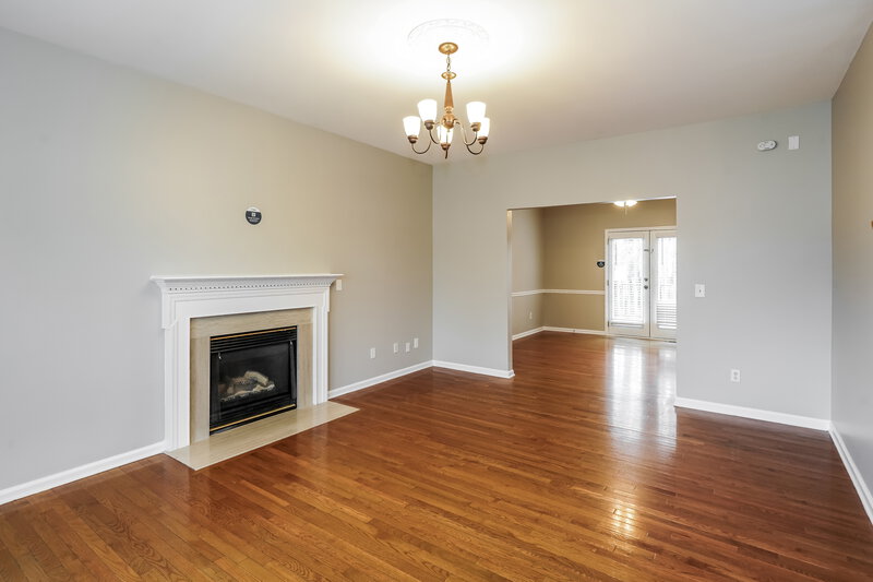 2,110/Mo, 6132 Bent Wood Dr Antioch, TN 37013 Living Room View