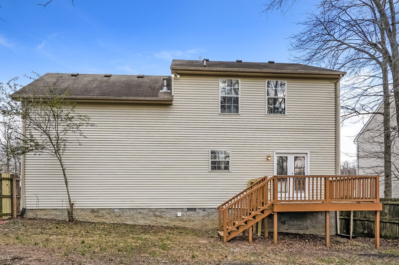 2,110/Mo, 6132 Bent Wood Dr Antioch, TN 37013 Rear View