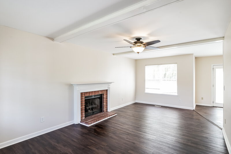 2,825/Mo, 2873 Iroquois Dr Thompsons Station, TN 37179 Living Room View 2