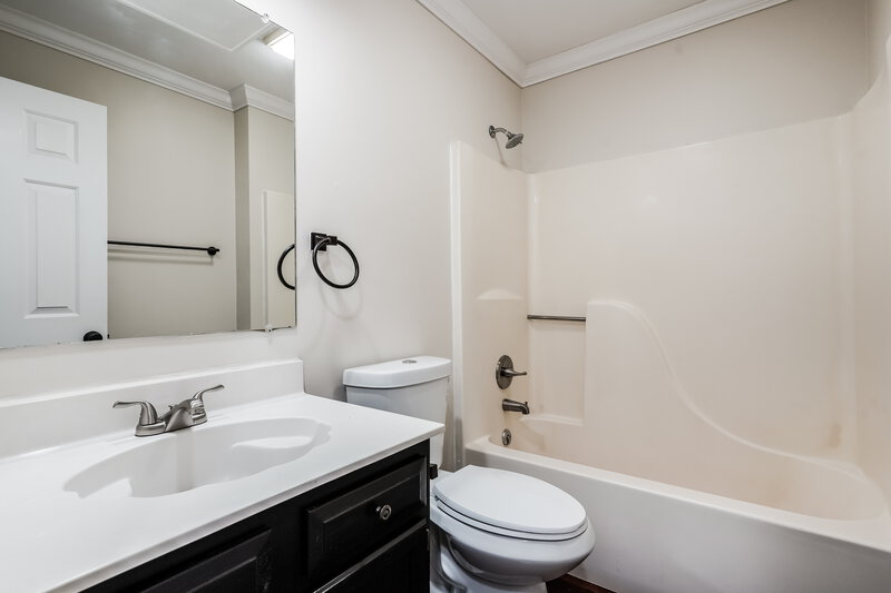 2,825/Mo, 2873 Iroquois Dr Thompsons Station, TN 37179 Bathroom View