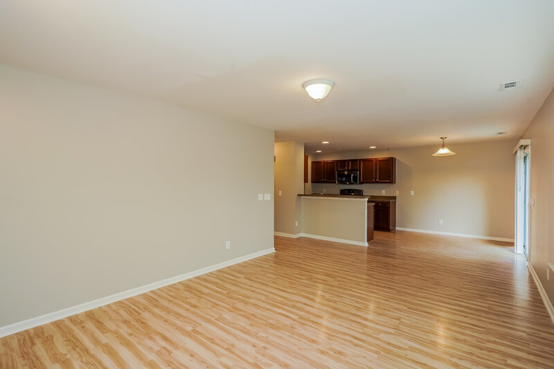 3,620/Mo, 2145 Erin Ln Mt Juliet, TN 37122 Living Room View 2