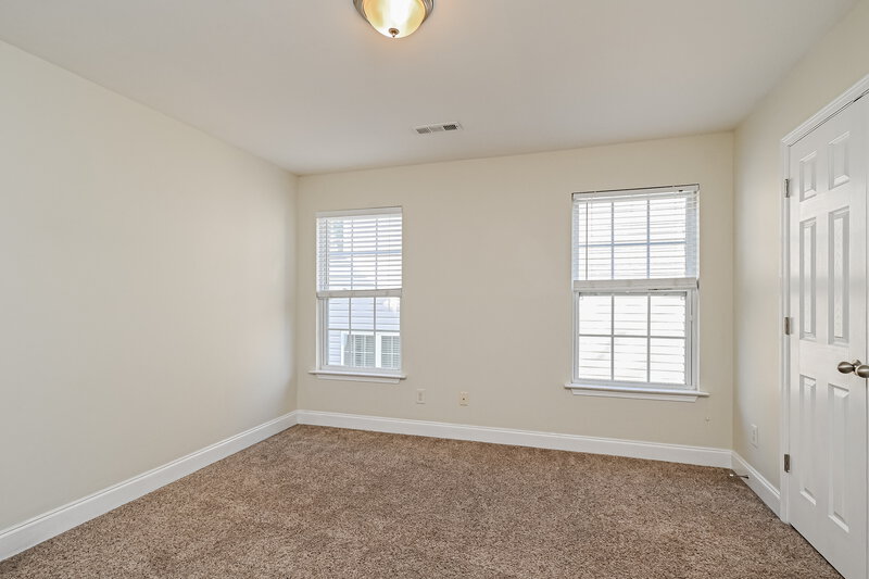 0/Mo, 1565 Bridgecrest Dr Antioch, TN 37013 Bedroom View 3