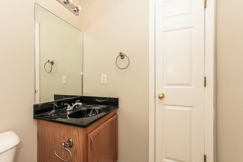 3,410/Mo, 2184 Spring Hill Cir Spring Hill, TN 37174 Bathroom View 2