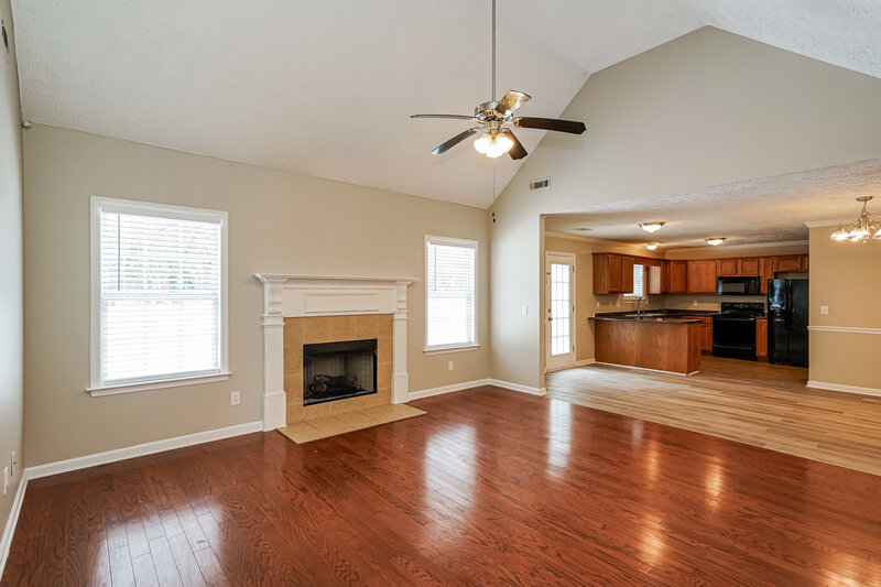 2,165/Mo, 3155 Hardwood Dr Murfreesboro, TN 37129 Living Room View 2