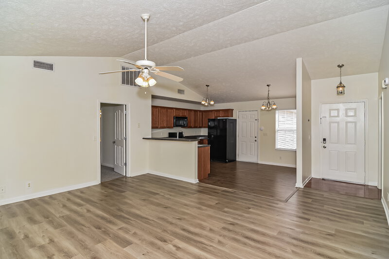 2,000/Mo, 3128 Sherborne Ct Murfreesboro, TN 37128 Living Room View 2