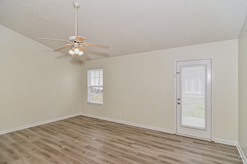 2,000/Mo, 3128 Sherborne Ct Murfreesboro, TN 37128 Living Room View 6