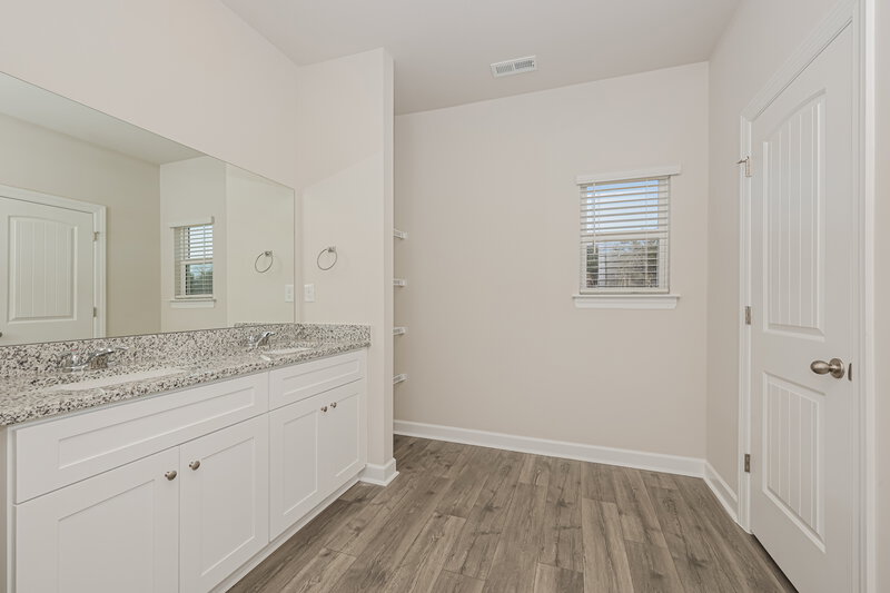 2,155/Mo, 3463 Quintana Dr Murfreesboro, TN 37127 Main Bathroom View