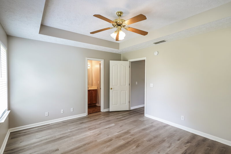 1,990/Mo, 1187 Saint Andrews Dr Murfreesboro, TN 37127 Main Bedroom View