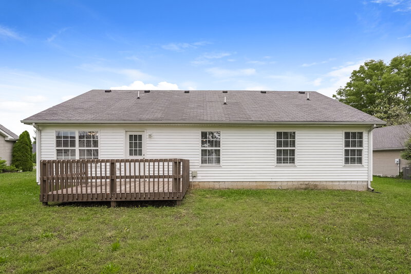 1,990/Mo, 1187 Saint Andrews Dr Murfreesboro, TN 37127 Rear View