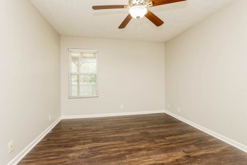 2,830/Mo, 4829 Nina Marie Ave Murfreesboro, TN 37129 Main Bedroom View 2