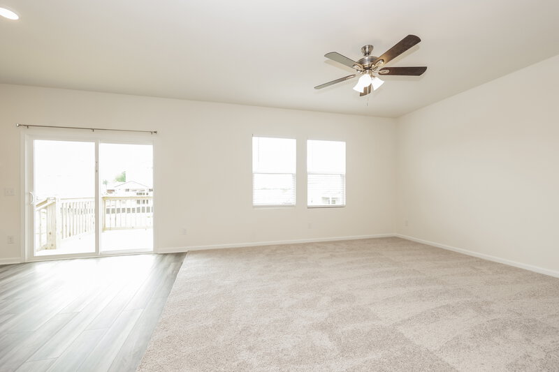 2,000/Mo, 3577 Fellowship Rd Columbia, TN 38401 Living Room View 2