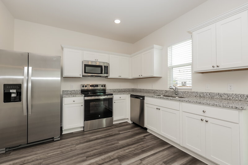 2,000/Mo, 3577 Fellowship Rd Columbia, TN 38401 Kitchen View