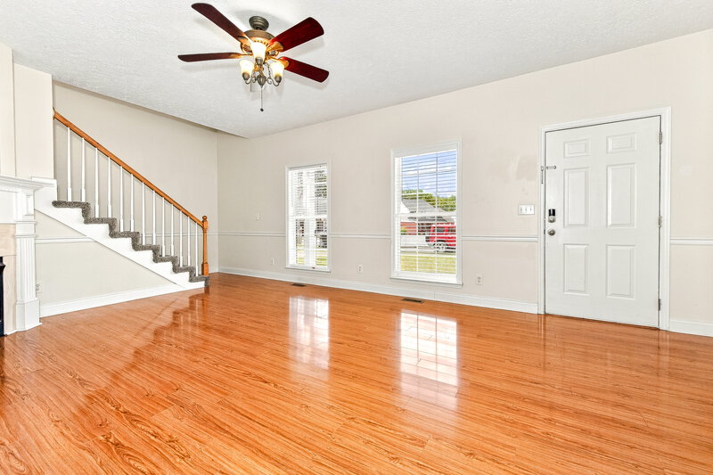 2,715/Mo, 3011 Overhill Ct Murfreesboro, TN 37130 Living Room View