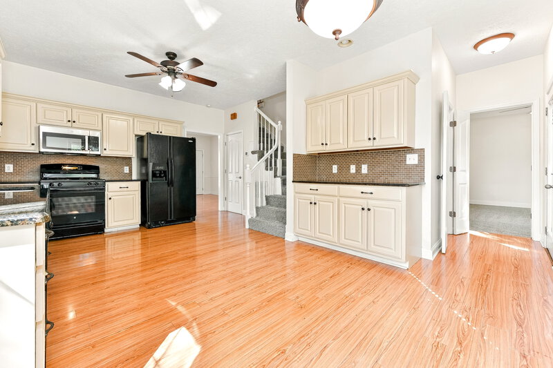 2,715/Mo, 3011 Overhill Ct Murfreesboro, TN 37130 Living Room View 3