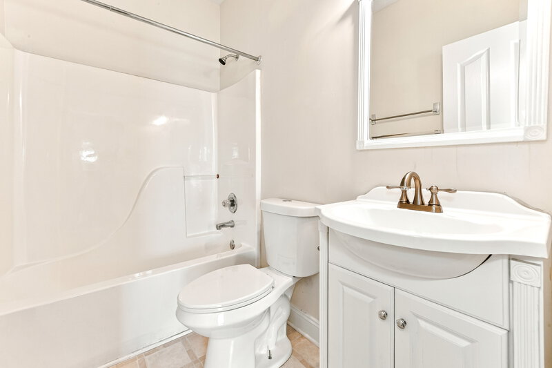2,715/Mo, 3011 Overhill Ct Murfreesboro, TN 37130 Bathroom View 2