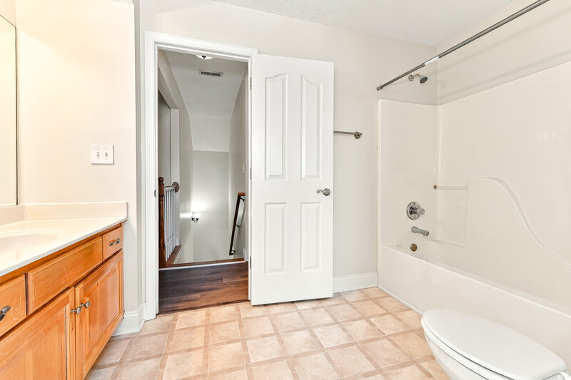 2,715/Mo, 3011 Overhill Ct Murfreesboro, TN 37130 Bathroom View 3